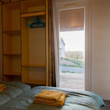 Les Chalets D Hermine Montredon-Labessonnie Bagian luar foto