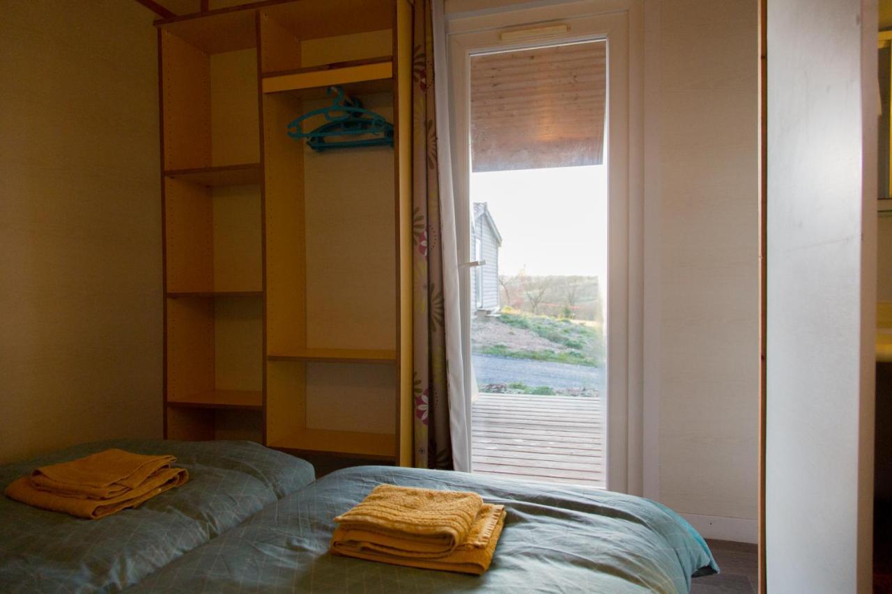 Les Chalets D Hermine Montredon-Labessonnie Bagian luar foto
